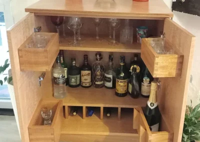 bárszekrény 02